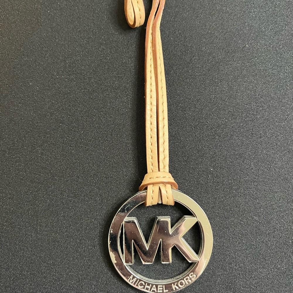 Michael Kors MK Medallion